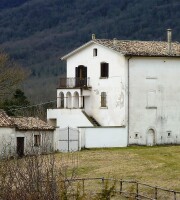 Casolare lungo il tratturo - alto Molise