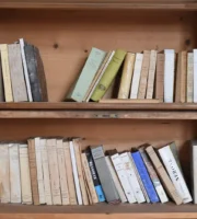 Tracce | Biblioteca Comunale di Santa Croce del Sannio | Stato dei libri a inizio dei lavori